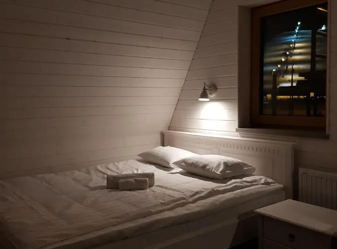 Tuhamaee Hosteli Puhkemajad *